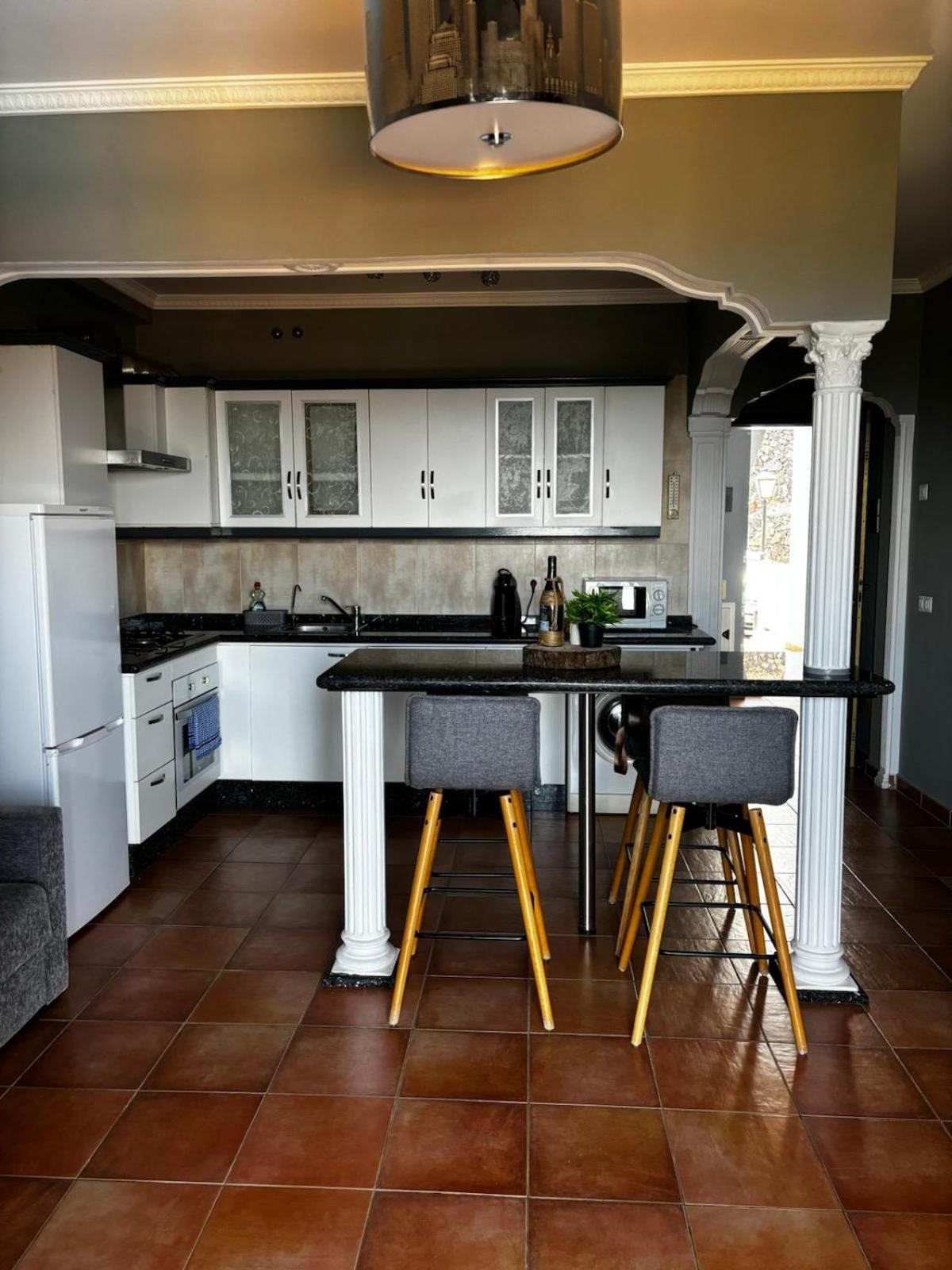 Apartamento Hans San Antonio  Extérieur photo